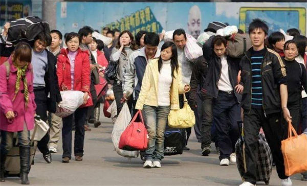 除了进厂打螺丝，做这4种生意不会比打工挣钱少_双星网创_创业赚钱_抖音教程_短视频教程-创业赚钱_抖音教程_短视频教程